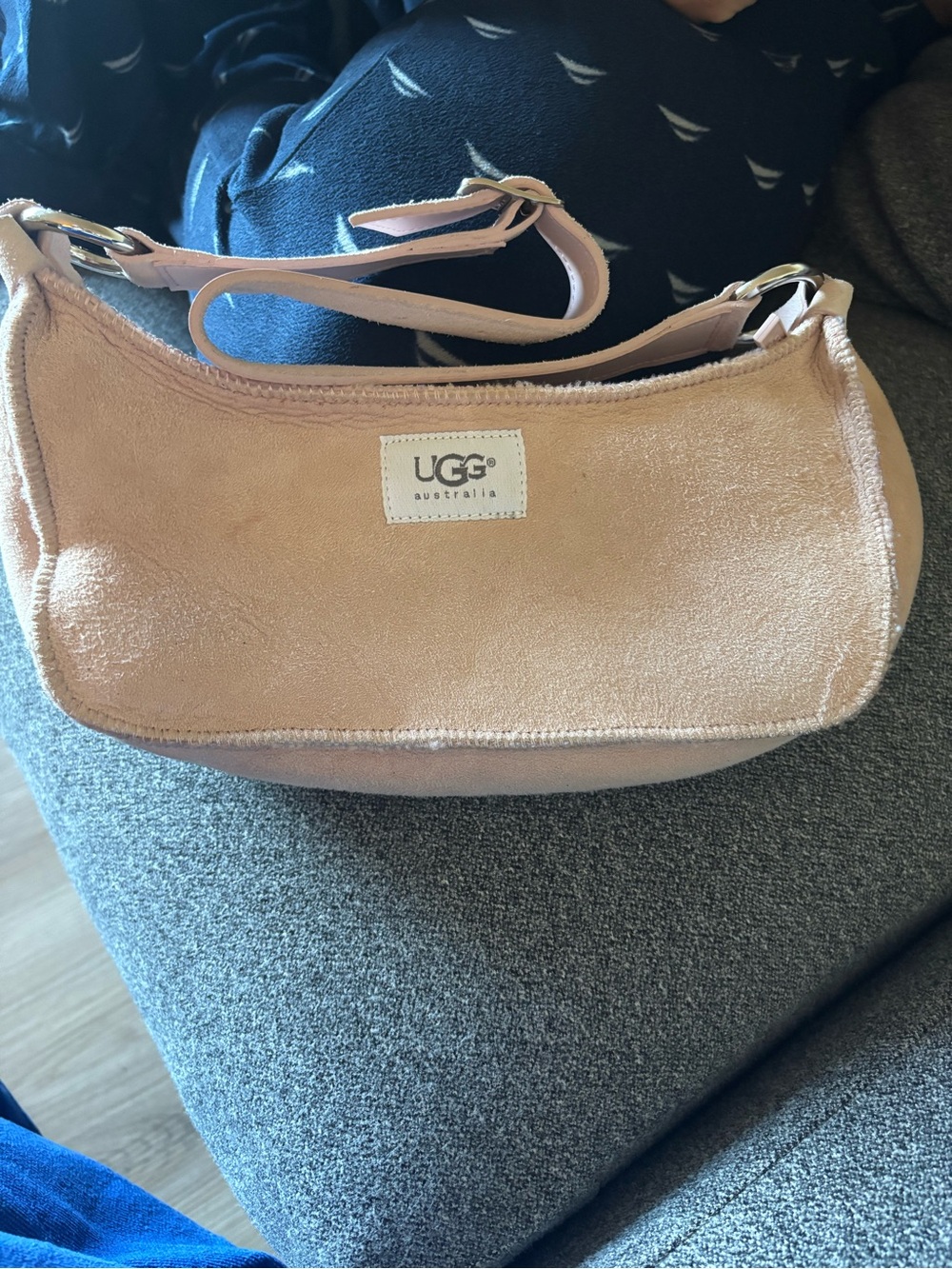 Vintage Y2K UGG Australia Pink Suede Crescent Bag Shearling Lining